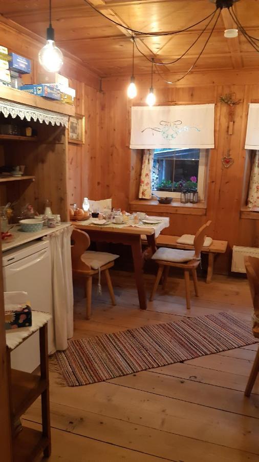 Bed and Breakfast Haus Pinter Assling Exterior foto