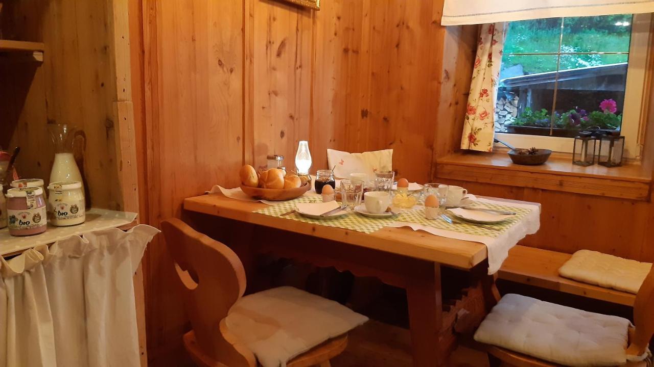 Bed and Breakfast Haus Pinter Assling Exterior foto