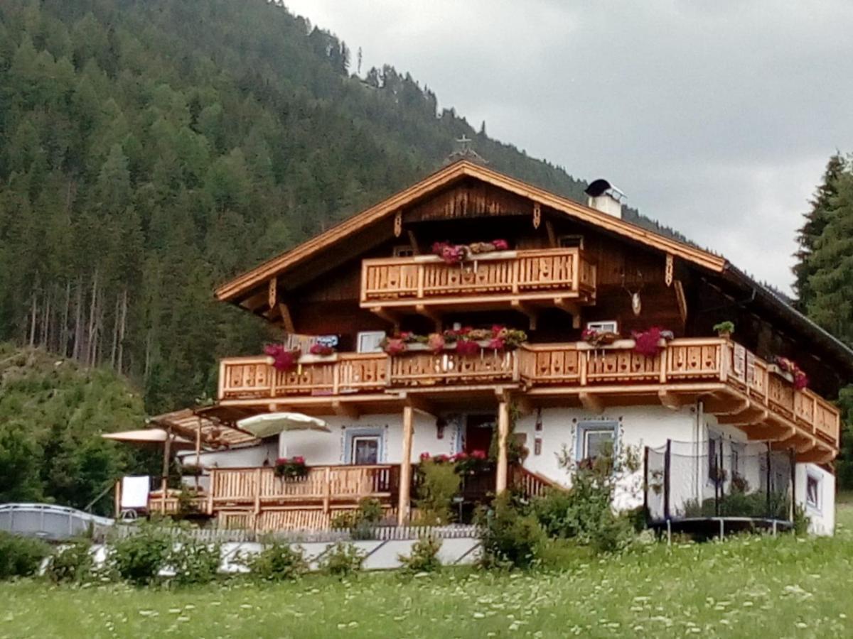 Bed and Breakfast Haus Pinter Assling Exterior foto
