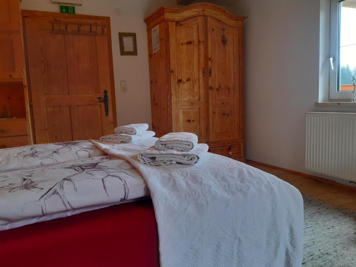 Bed and Breakfast Haus Pinter Assling Exterior foto